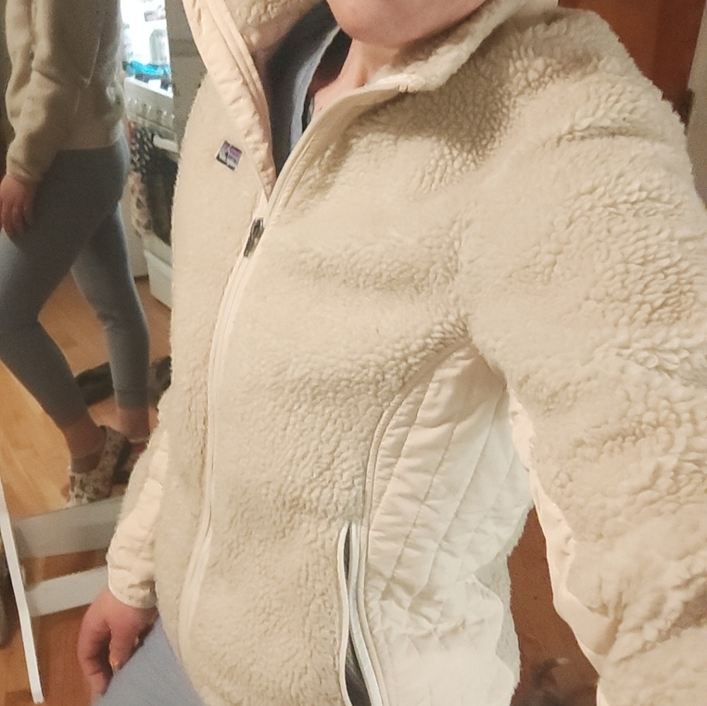 Patagonia fleece coat
